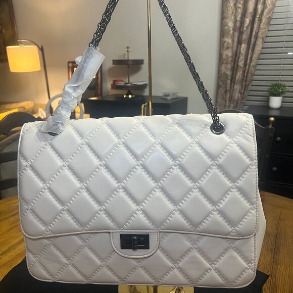 White Quilted Oversized Weekend Bag - Picture 1 of 7